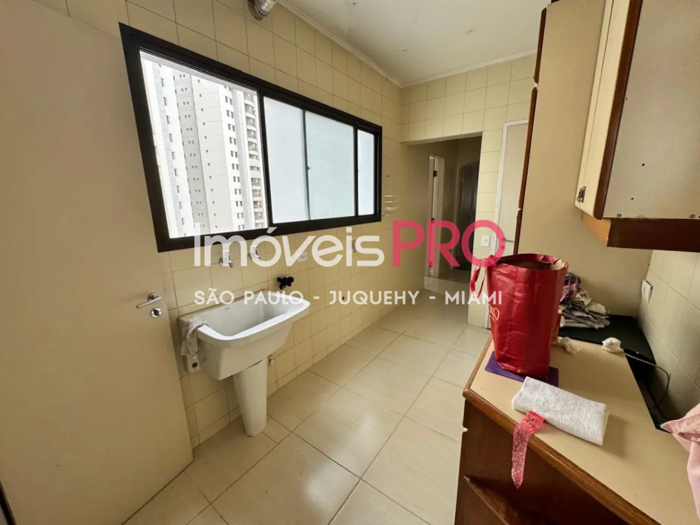 Foto :: https://assets.imoveispro.com.br/thumb/IP38590/apartamento-venda-brooklin_IP38590_11_1920x1080.jpg?