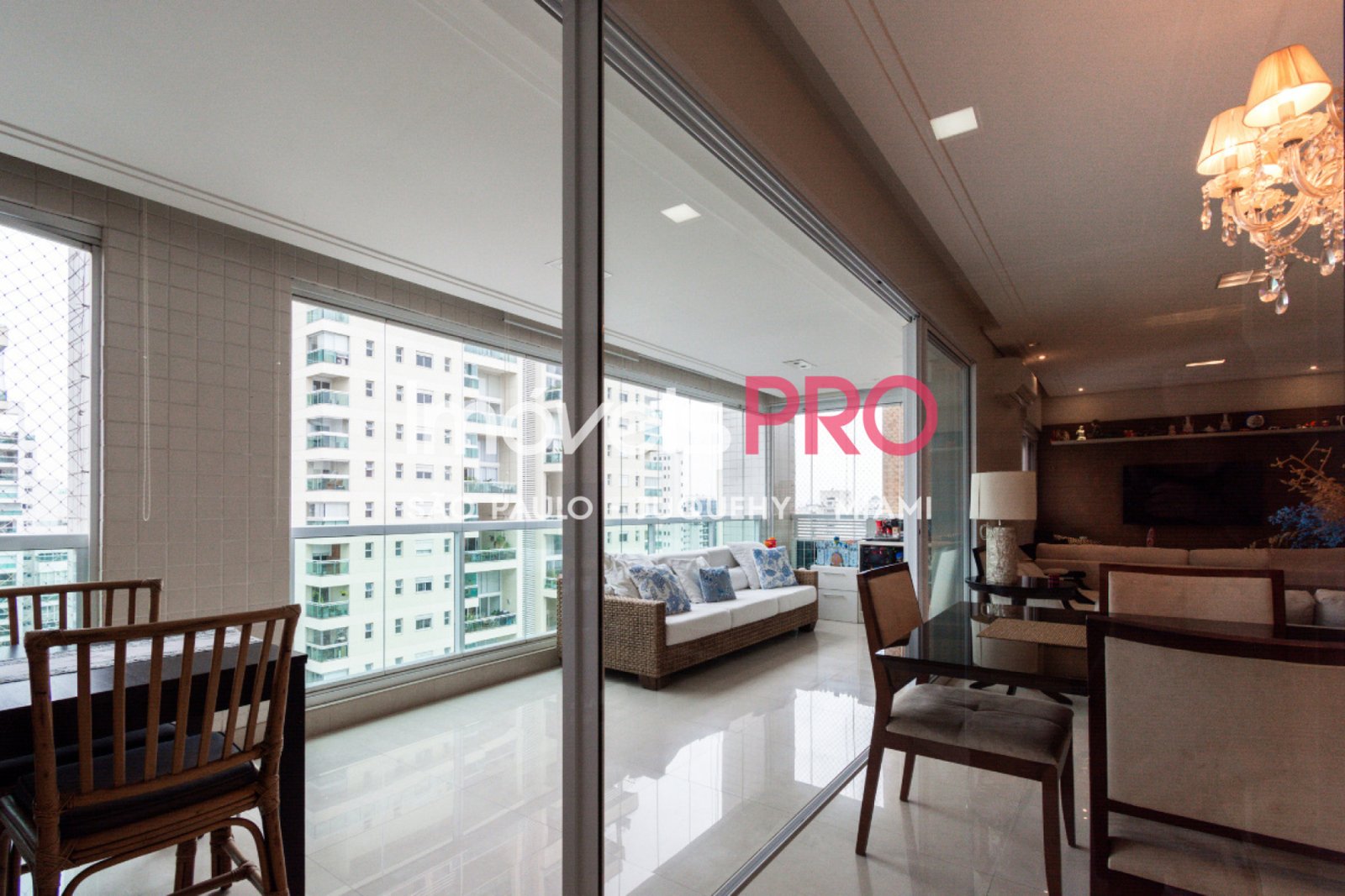 Foto :: https://assets.imoveispro.com.br/thumb/IP38591/apartamento-venda-campo-belo_IP38591_17_1920x1080.jpg?