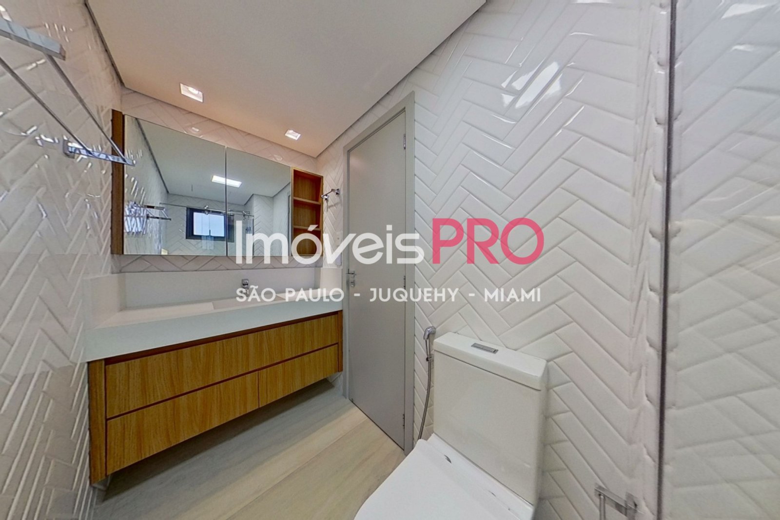 Foto :: https://assets.imoveispro.com.br/thumb/IP38593/cobertura-venda-brooklin_IP38593_35_1920x1080.jpg?