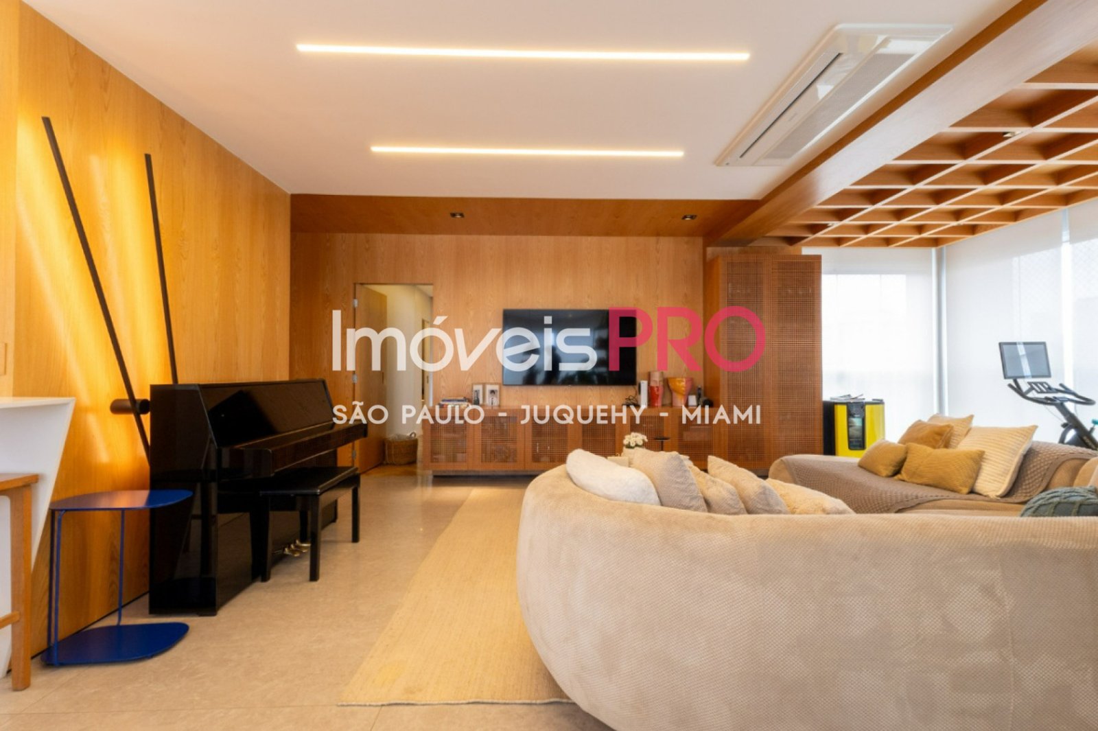 Foto :: IP38595