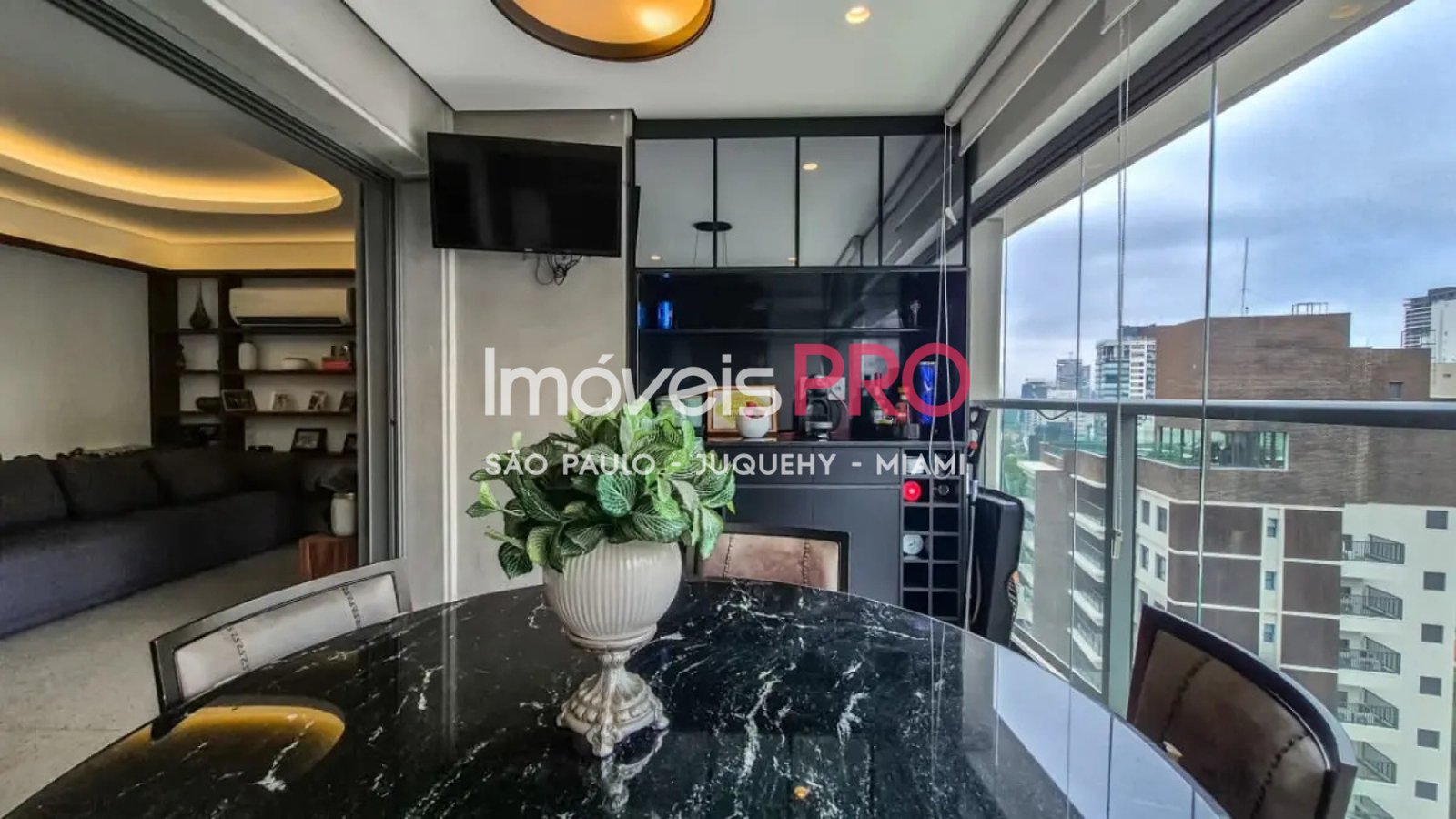 Foto :: https://assets.imoveispro.com.br/thumb/IP38615/apartamento-venda-jardim-america_IP38615_11_1920x1080.jpg?