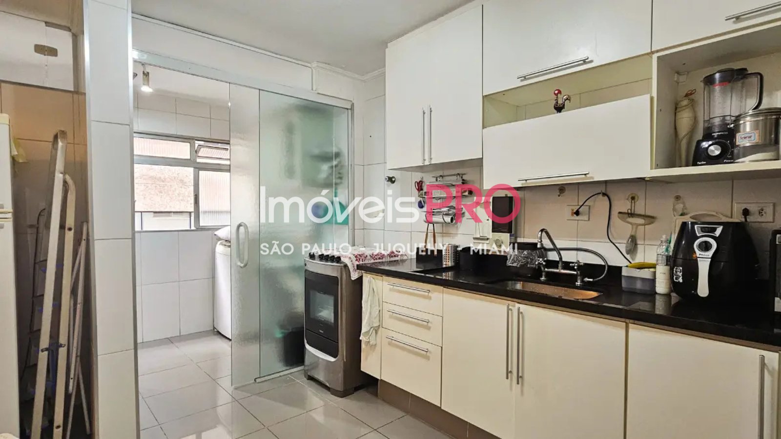 Foto :: https://assets.imoveispro.com.br/thumb/IP38617/apartamento-venda-jardim-paulista_IP38617_17_1920x1080.jpg?