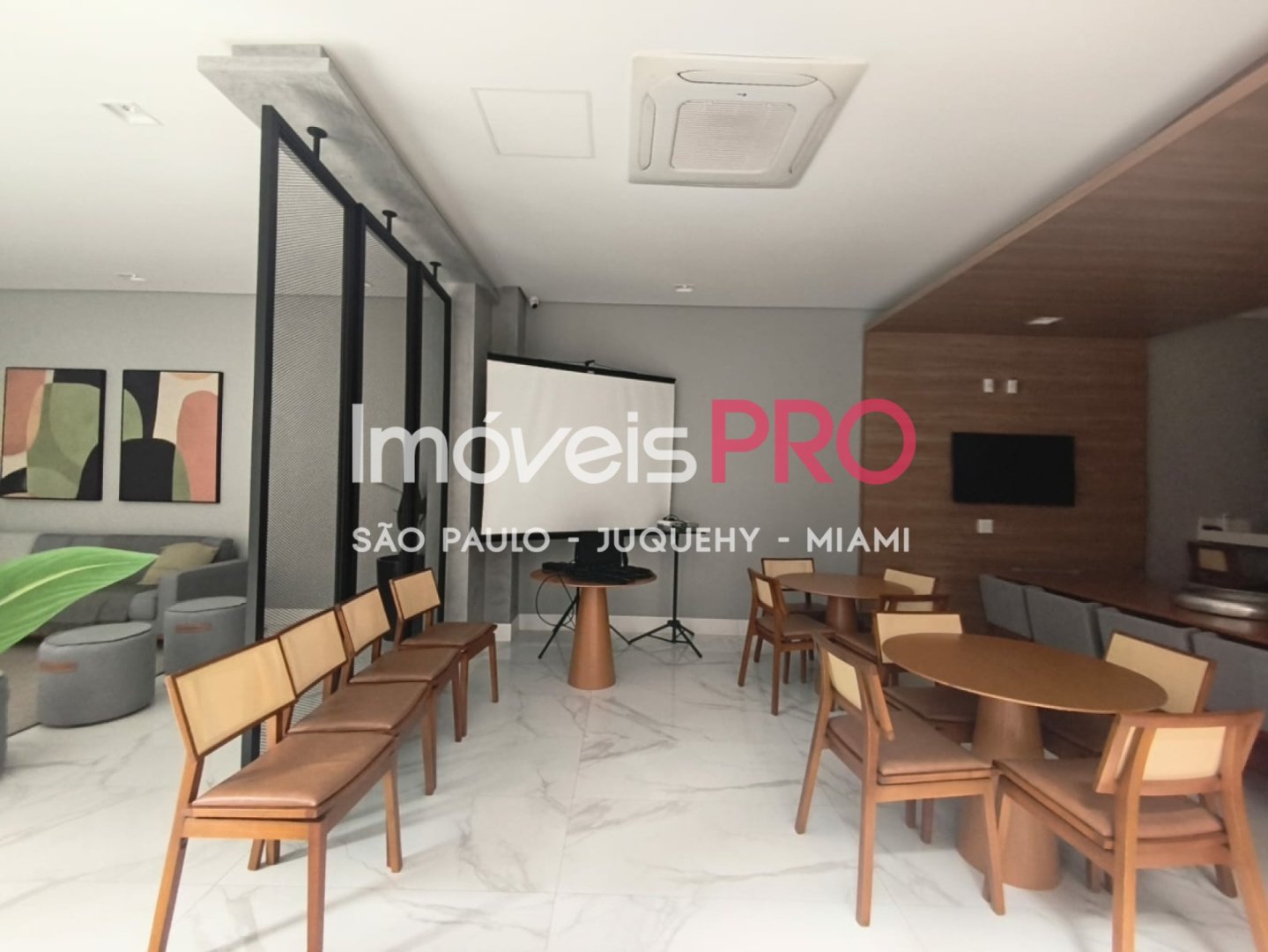 Foto :: https://assets.imoveispro.com.br/thumb/IP38621/apartamento-venda-sumarezinho_IP38621_41_1920x1080.jpg?