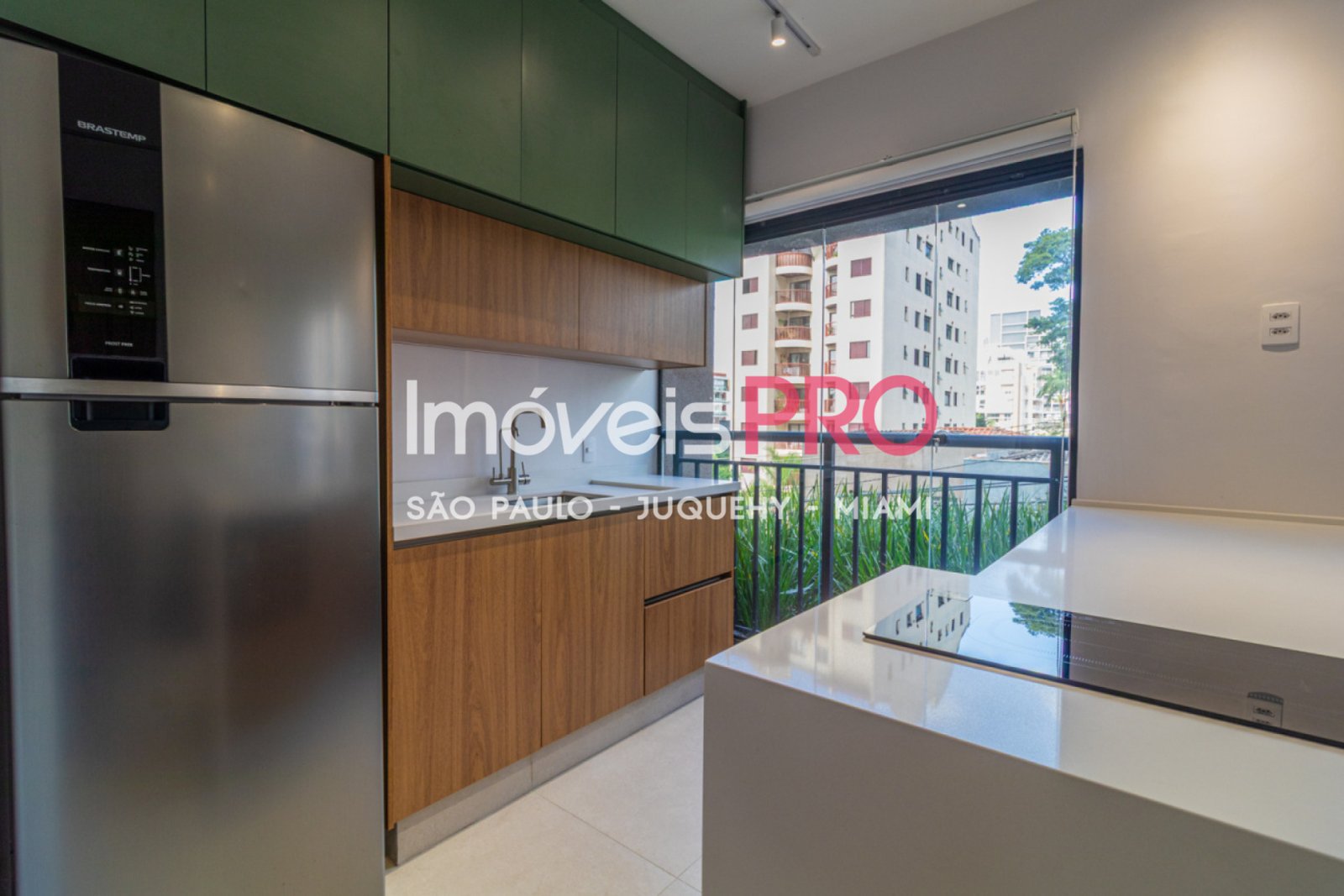 Foto :: https://assets.imoveispro.com.br/thumb/IP38635/apartamento-aluguel-pinheiros_IP38635_11_1920x1080.jpg?