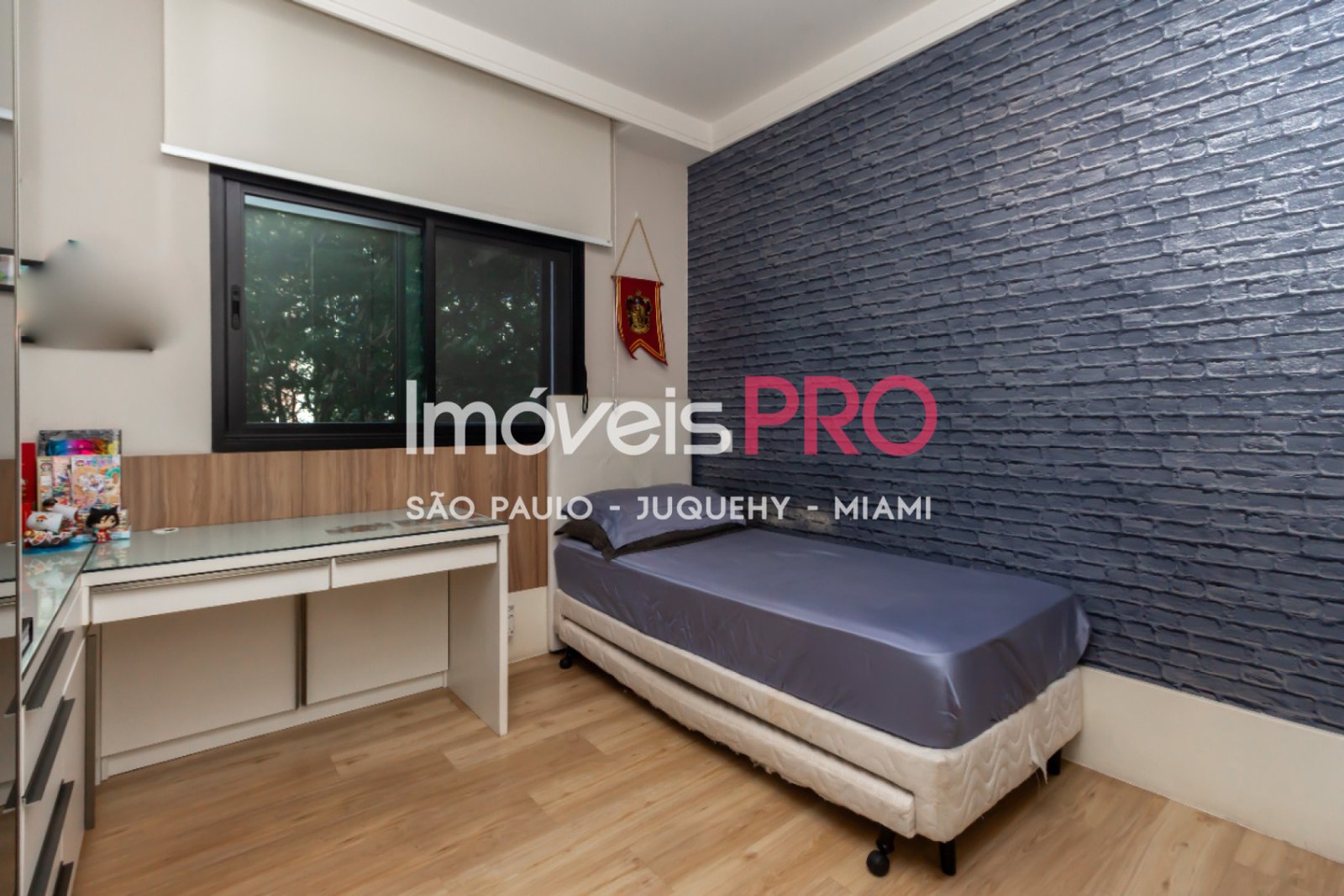 Foto :: IP38636