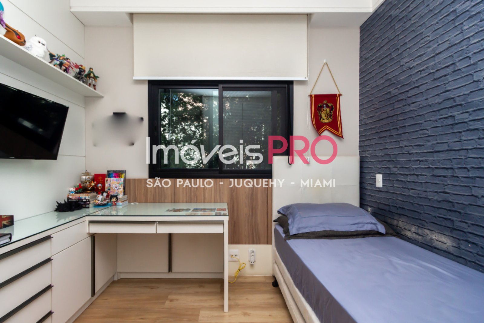 Foto :: https://assets.imoveispro.com.br/thumb/IP38636/apartamento-venda-campo-belo_IP38636_17_1920x1080.jpg?