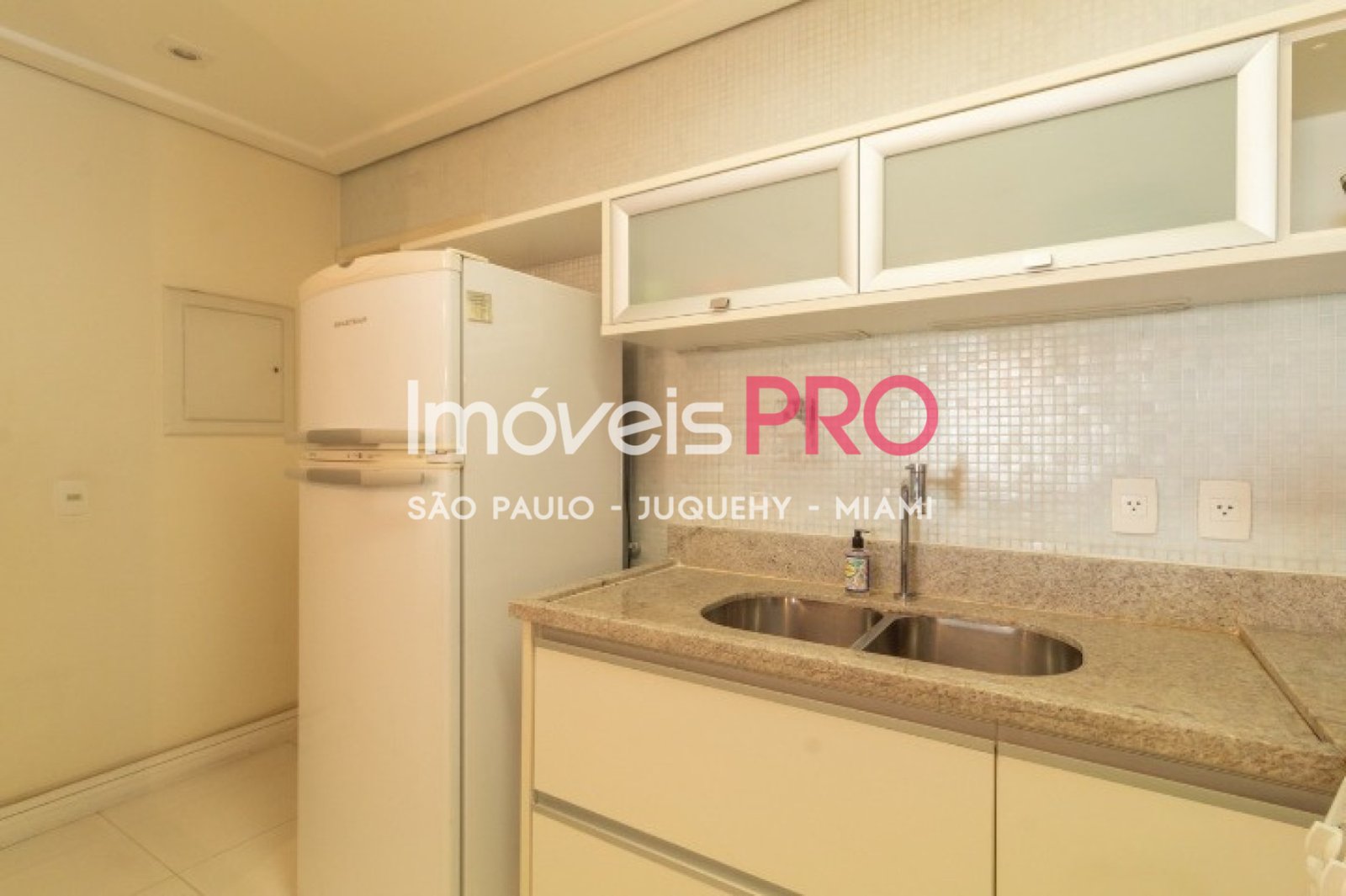 Foto :: IP38658