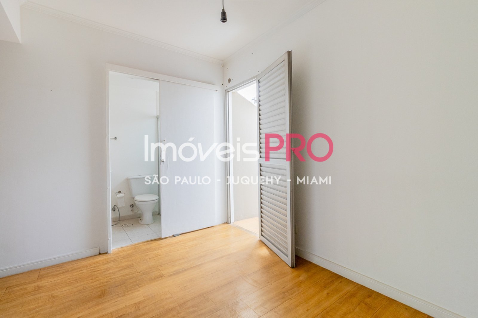 Foto :: IP38661