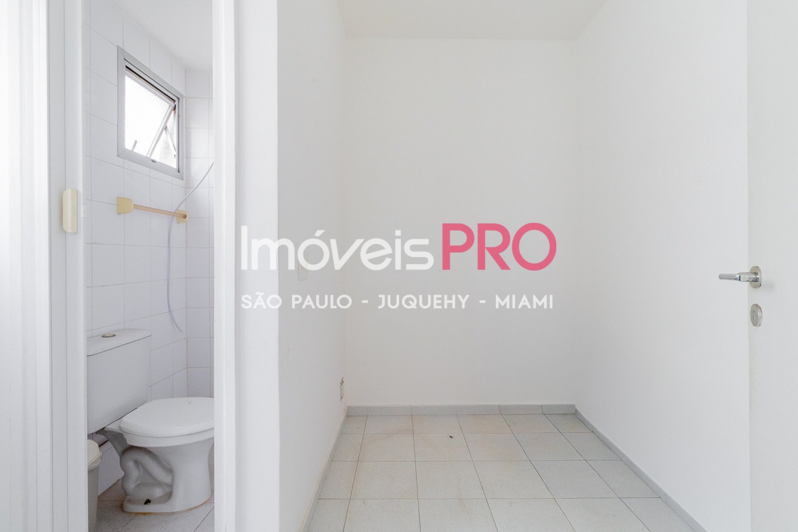 Foto :: IP38661