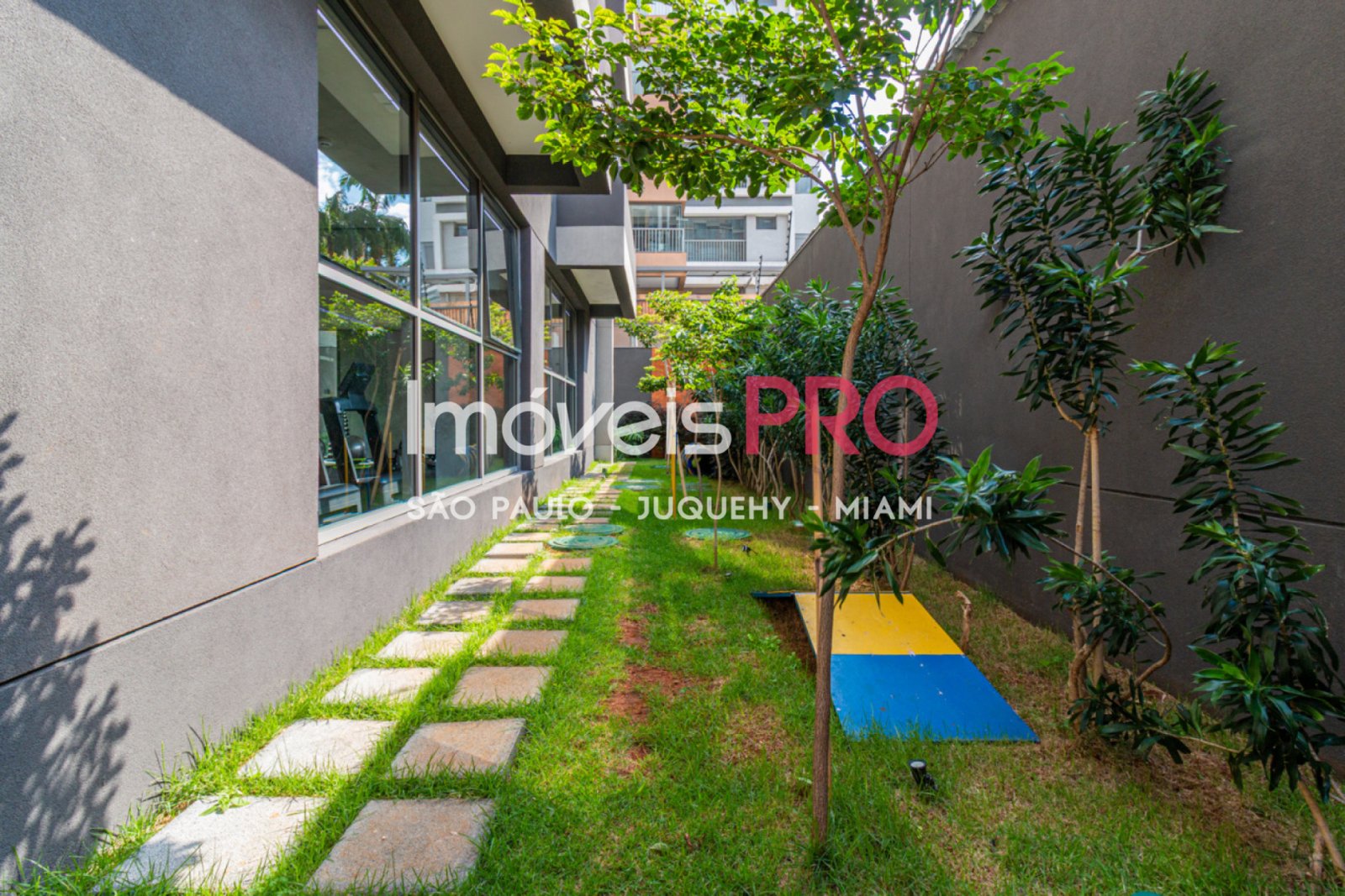 Foto :: IP38666
