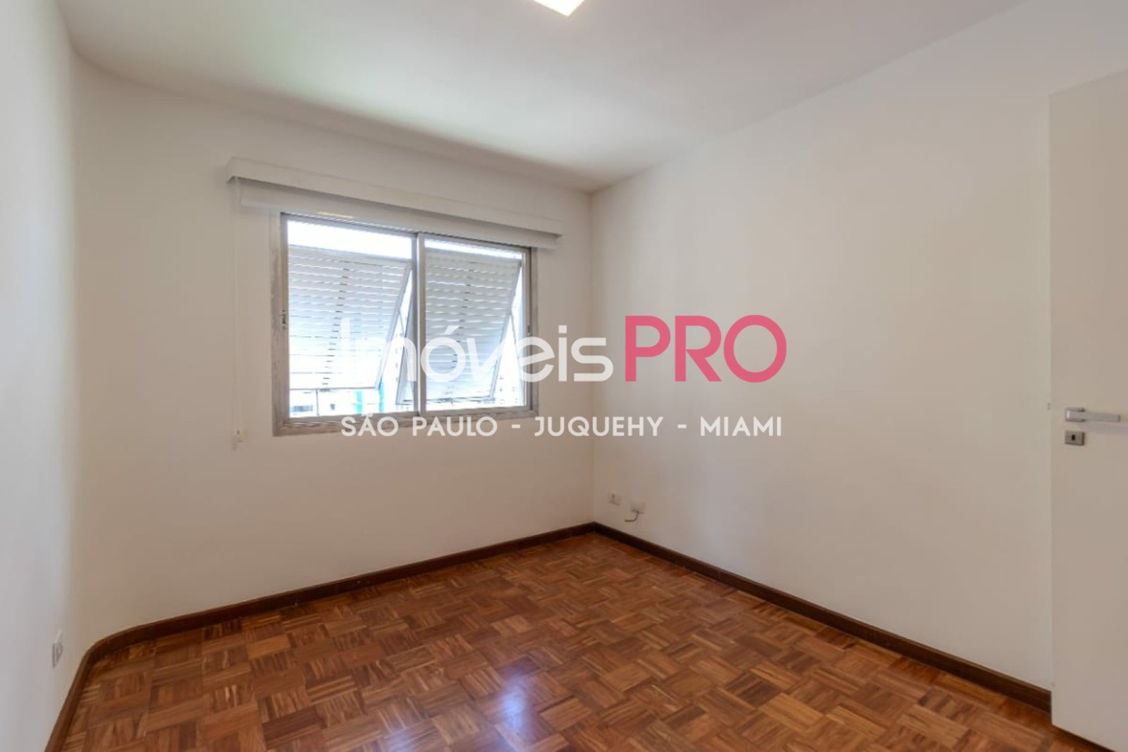 Foto :: https://assets.imoveispro.com.br/thumb/IP38667/apartamento-venda-brooklin_IP38667_11_1920x1080.jpg?