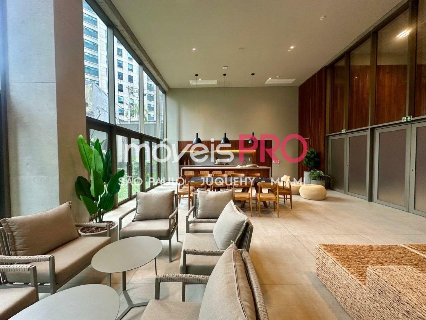 Foto :: https://assets.imoveispro.com.br/thumb/IP38668/apartamento-venda-jardim-europa_IP38668_35_1920x1080.jpg?