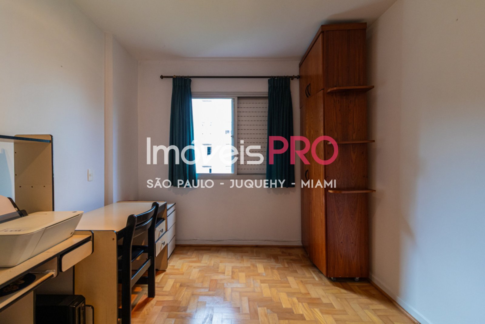 Foto :: IP38676
