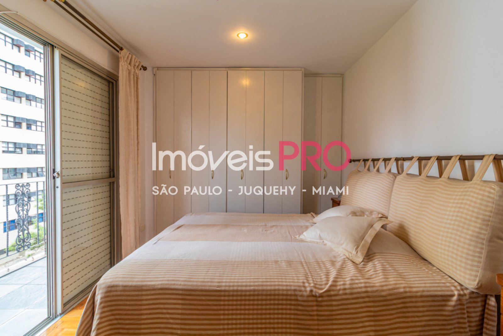Foto :: https://assets.imoveispro.com.br/thumb/IP38676/apartamento-venda-campo-belo_IP38676_23_1920x1080.jpg?