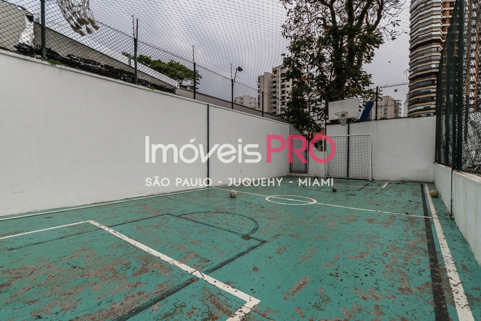 Foto :: https://assets.imoveispro.com.br/thumb/IP38681/apartamento-venda-campo-belo_IP38681_35_1920x1080.jpg?
