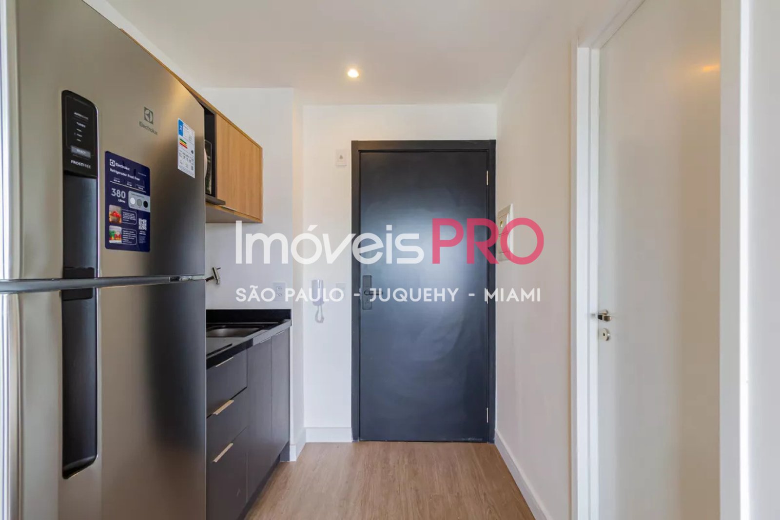 Foto :: https://assets.imoveispro.com.br/thumb/IP38683/studio-aluguel-brooklin_IP38683_11_1920x1080.jpg?