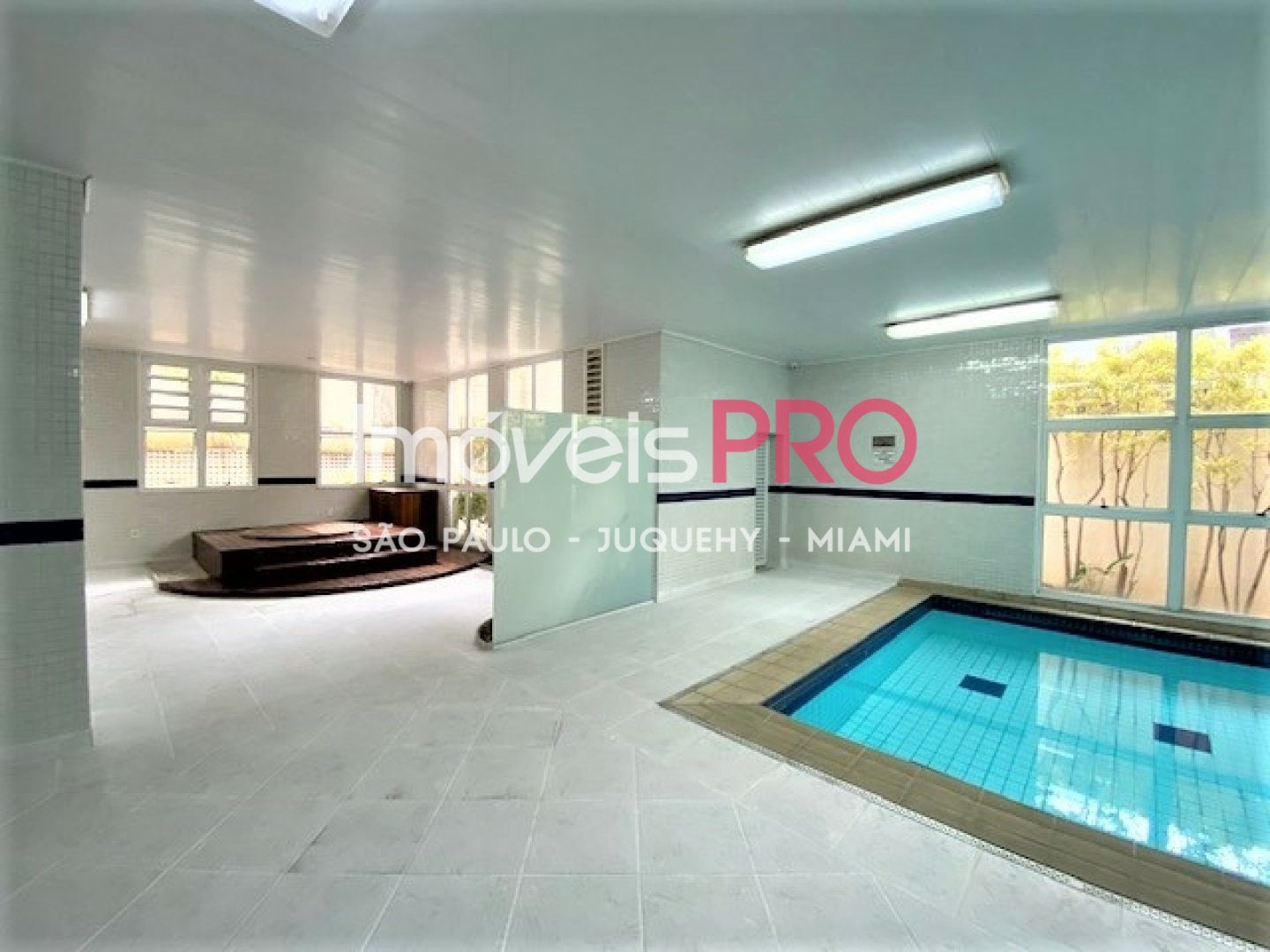 Foto :: IP38684