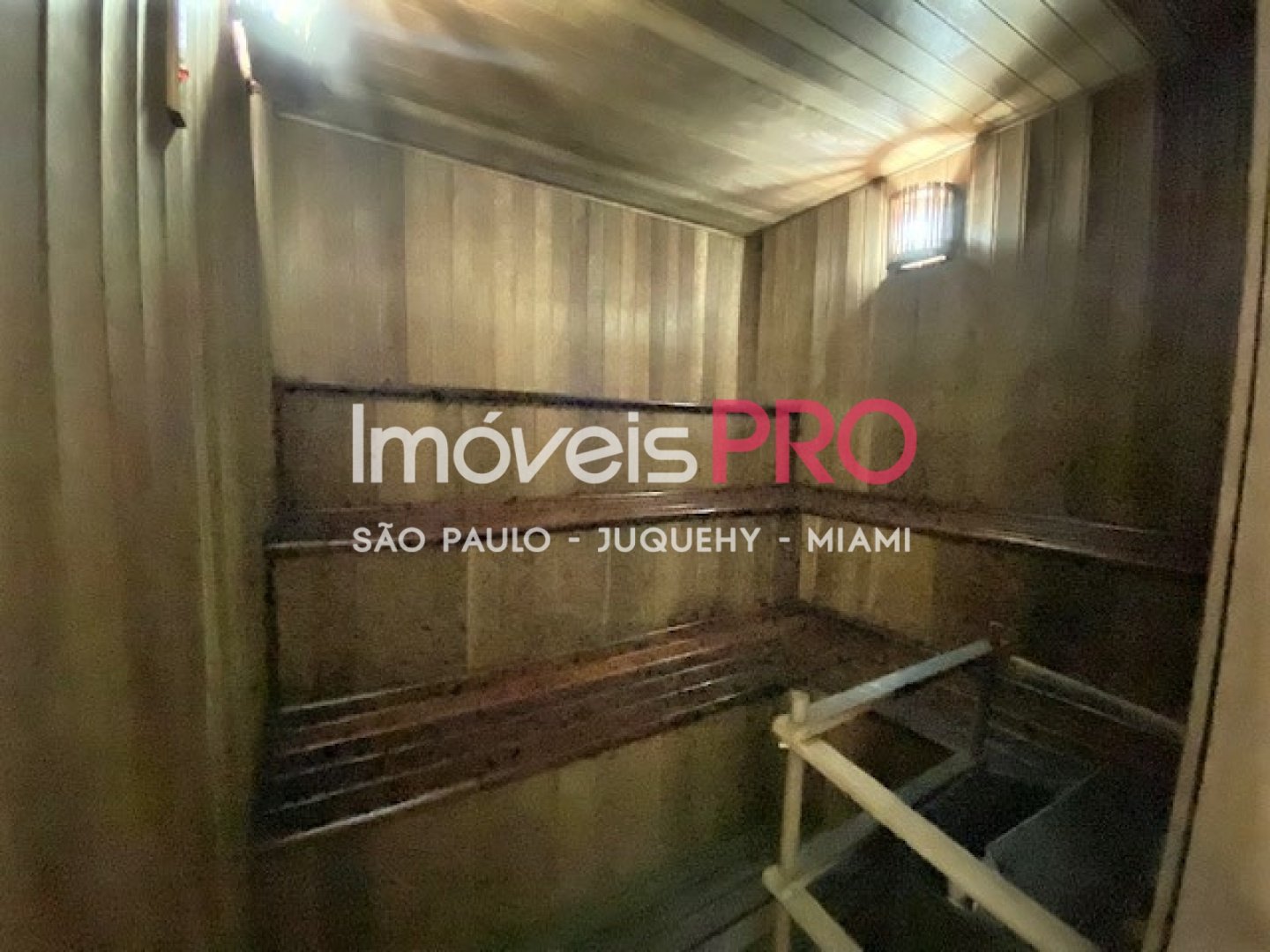 Foto :: IP38684