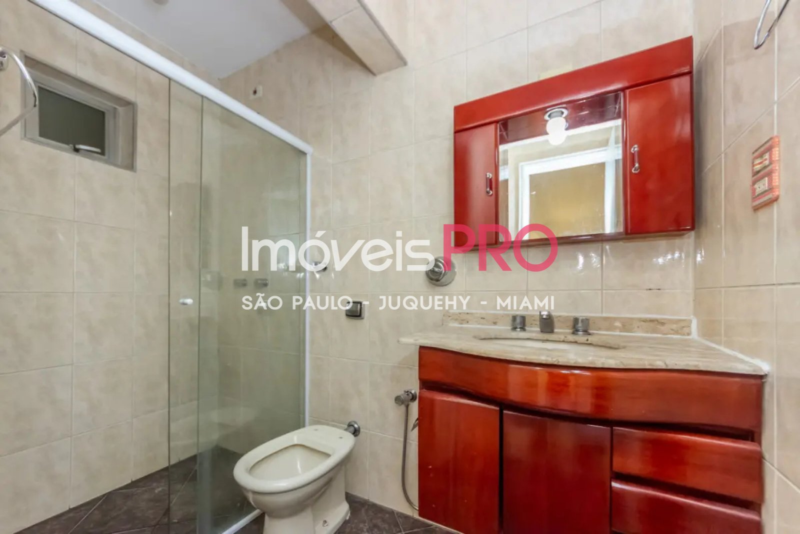 Foto :: https://assets.imoveispro.com.br/thumb/IP38687/apartamento-venda-saude_IP38687_17_1920x1080.jpg?