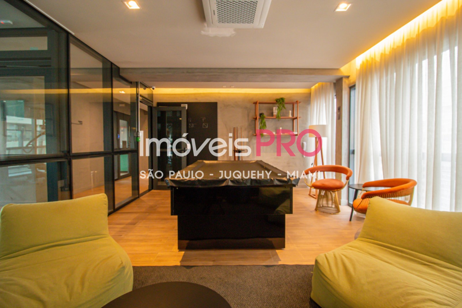 Foto :: IP38688