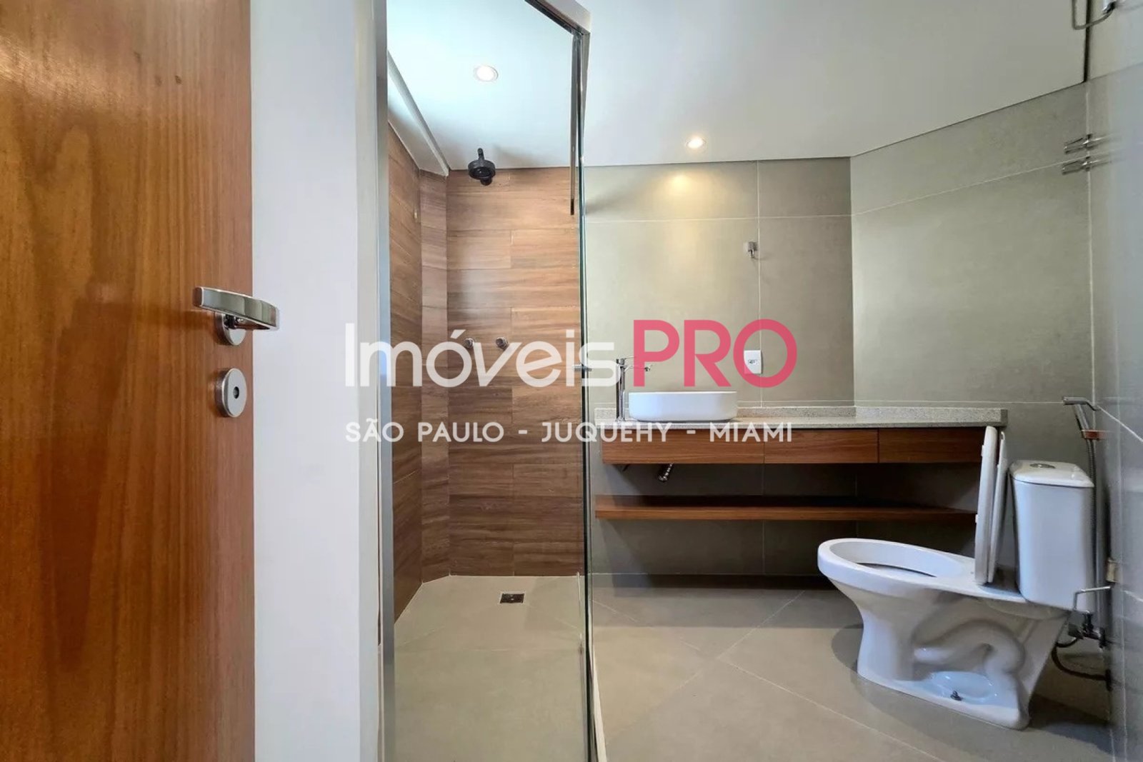 Foto :: https://assets.imoveispro.com.br/thumb/IP38689/cobertura-duplex-aluguel-vila-olimpia_IP38689_17_1920x1080.jpg?