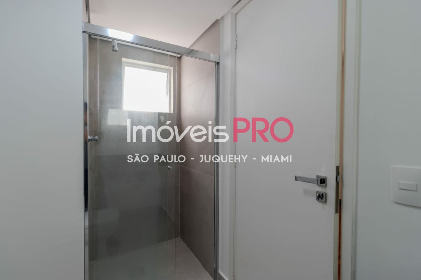 Foto :: IP38690
