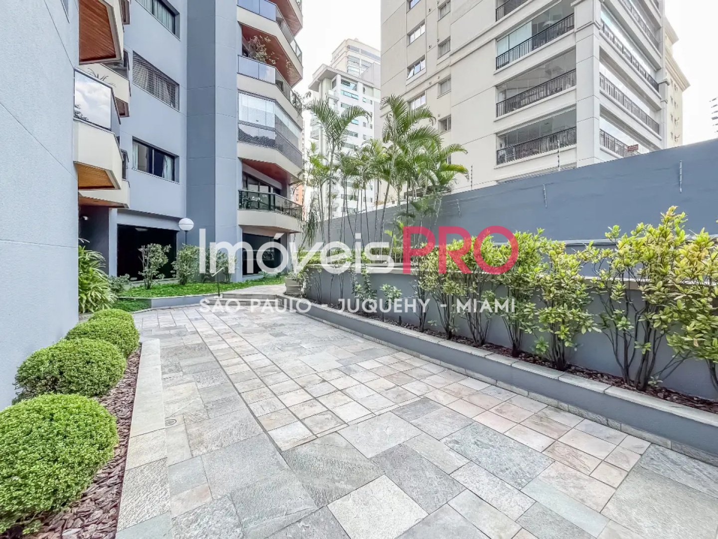 Foto :: https://assets.imoveispro.com.br/thumb/IP38692/apartamento-venda-vila-clementino_IP38692_23_1920x1080.jpg?