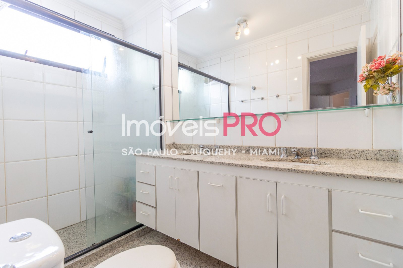 Foto :: https://assets.imoveispro.com.br/thumb/IP38700/apartamento-venda-vila-mascote_IP38700_11_1920x1080.jpg?