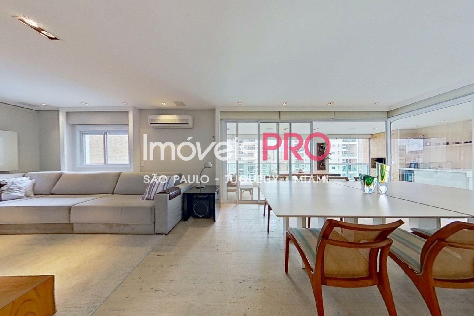 Foto :: https://assets.imoveispro.com.br/thumb/IP38704/apartamento-venda-campo-belo_IP38704_11_1920x1080.jpg?