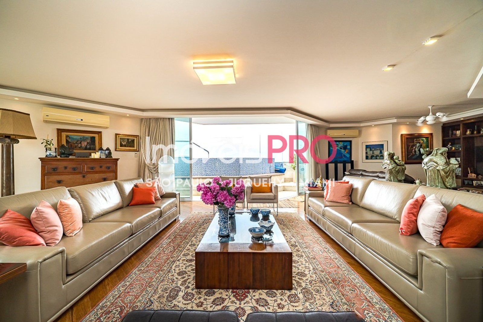 Foto :: https://assets.imoveispro.com.br/thumb/IP38711/cobertura-venda-alto-da-boa-vista_IP38711_11_1920x1080.jpg?