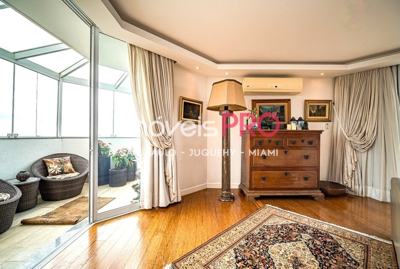 Foto :: https://assets.imoveispro.com.br/thumb/IP38711/cobertura-venda-alto-da-boa-vista_IP38711_17_1920x1080.jpg?