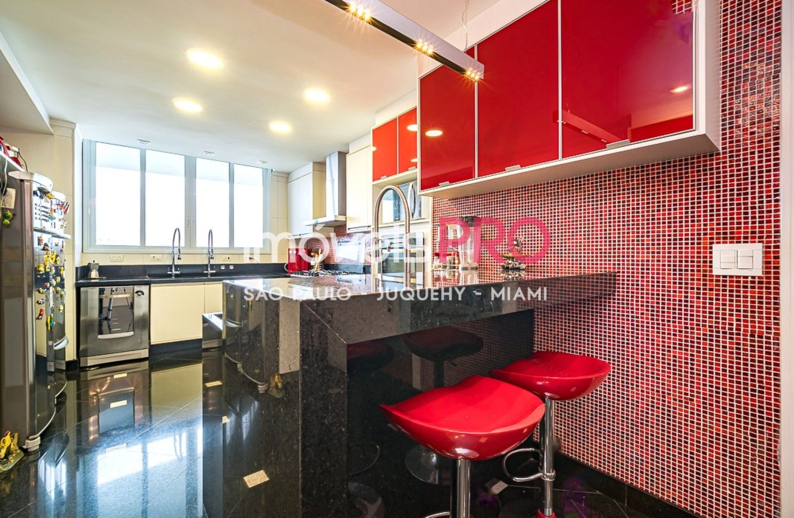 Foto :: https://assets.imoveispro.com.br/thumb/IP38711/cobertura-venda-alto-da-boa-vista_IP38711_29_1920x1080.jpg?