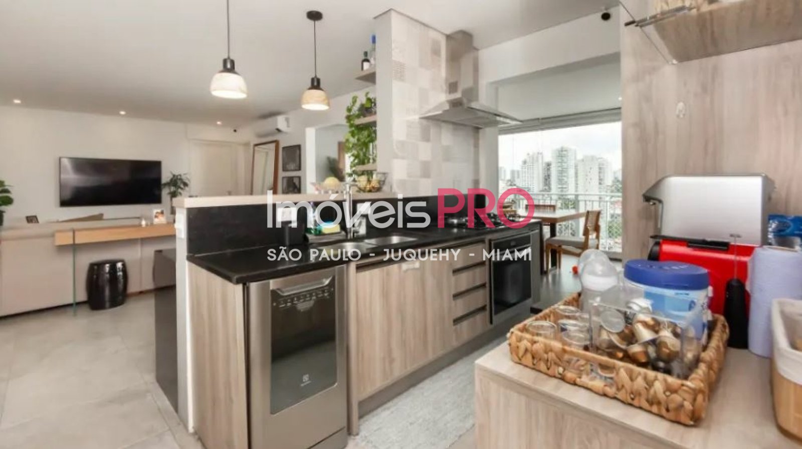 Foto :: https://assets.imoveispro.com.br/thumb/IP38714/apartamento-venda-saude_IP38714_11_1920x1080.jpg?