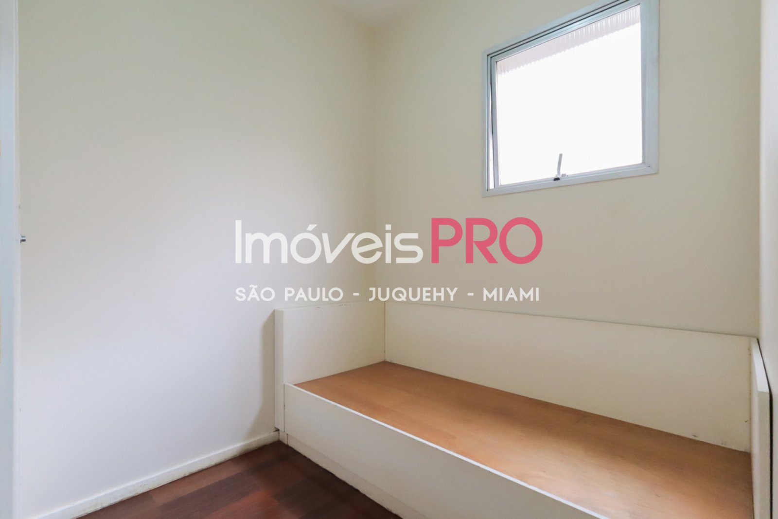 Foto :: https://assets.imoveispro.com.br/thumb/IP38715/apartamento-aluguel-brooklin_IP38715_29_1920x1080.jpg?