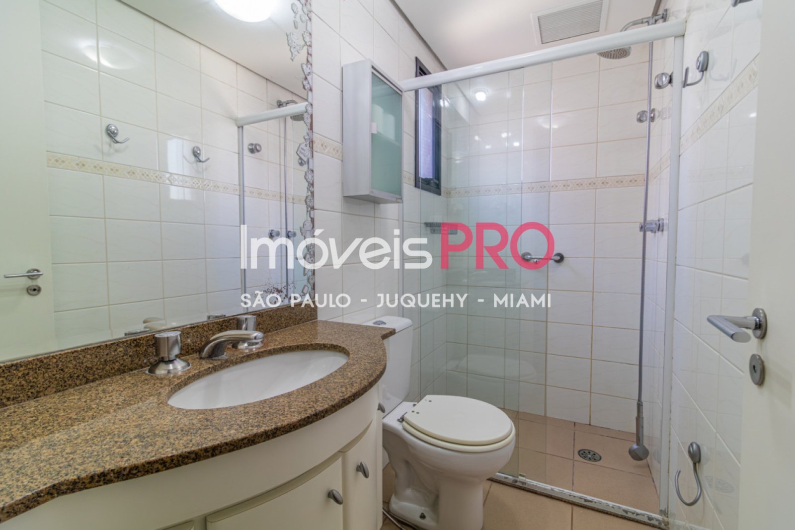 Foto :: IP38722