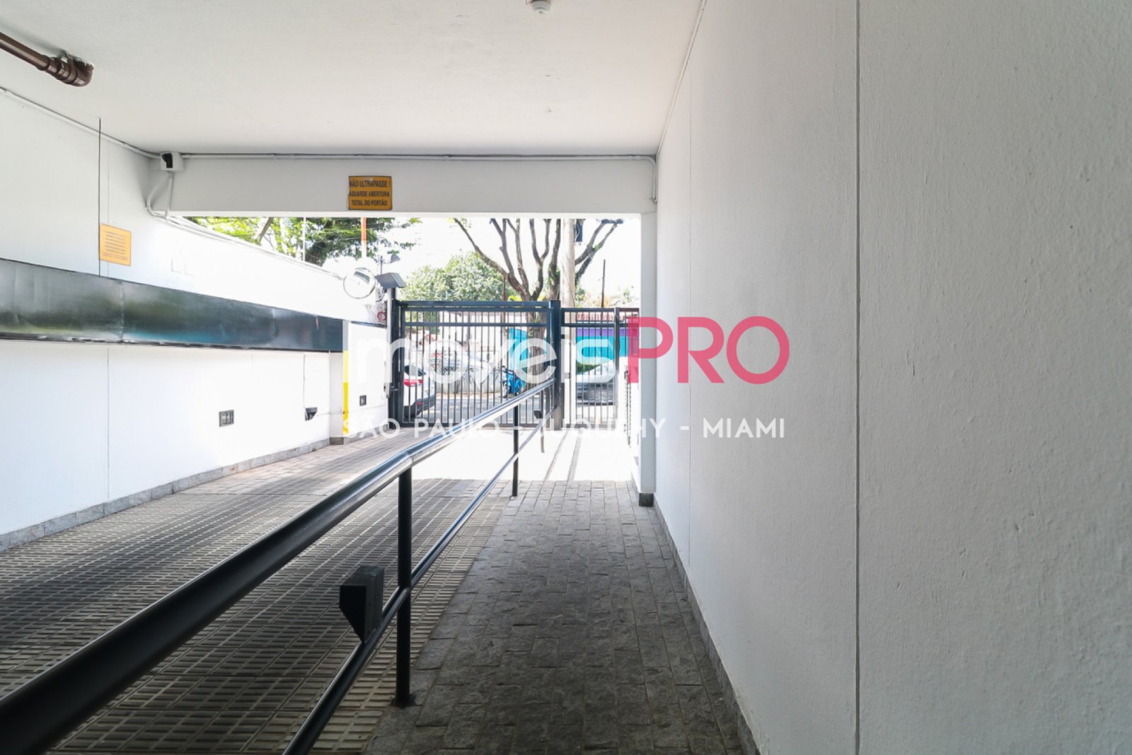 Foto :: https://assets.imoveispro.com.br/thumb/IP38722/apartamento-venda-brooklin_IP38722_41_1920x1080.jpg?