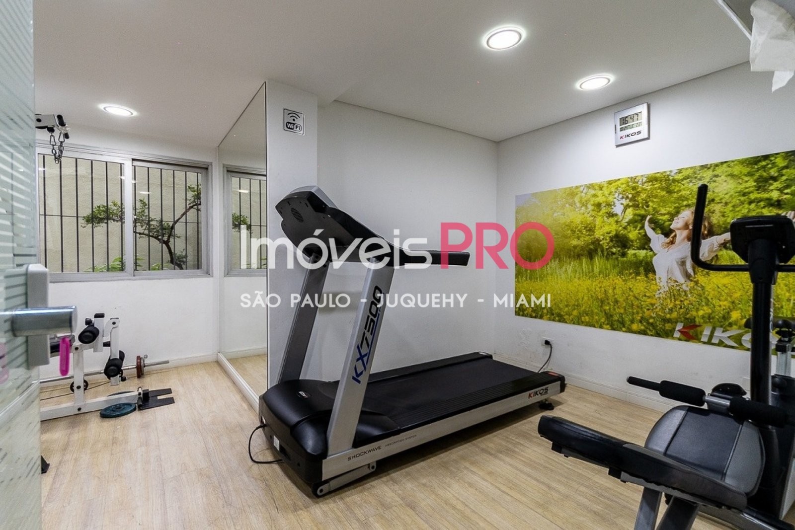 Foto :: https://assets.imoveispro.com.br/thumb/IP38730/apartamento-venda-campo-belo_IP38730_11_1920x1080.jpg?