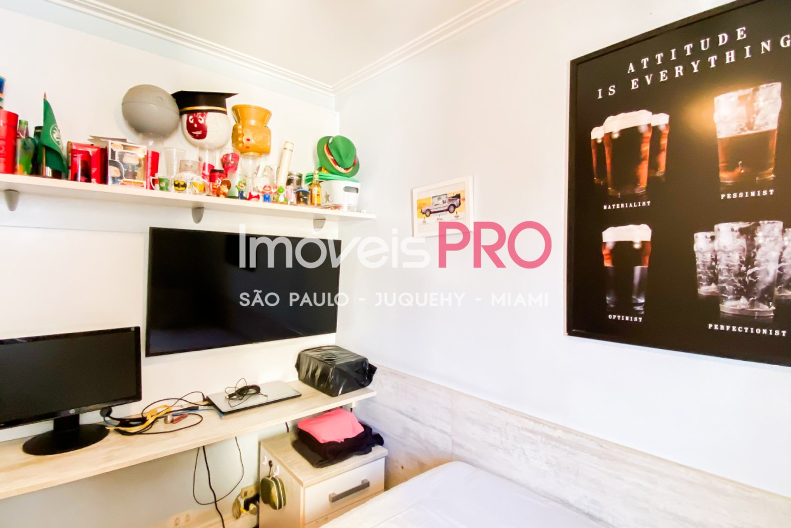 Foto :: IP38730