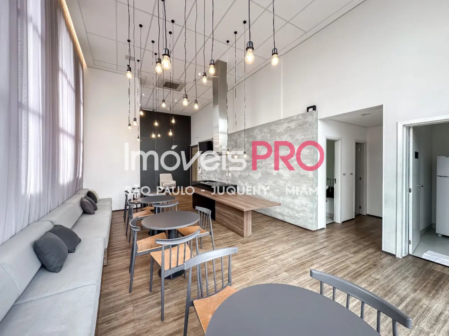 Foto :: https://assets.imoveispro.com.br/thumb/IP38732/apartamento-venda-saude_IP38732_35_1920x1080.jpg?