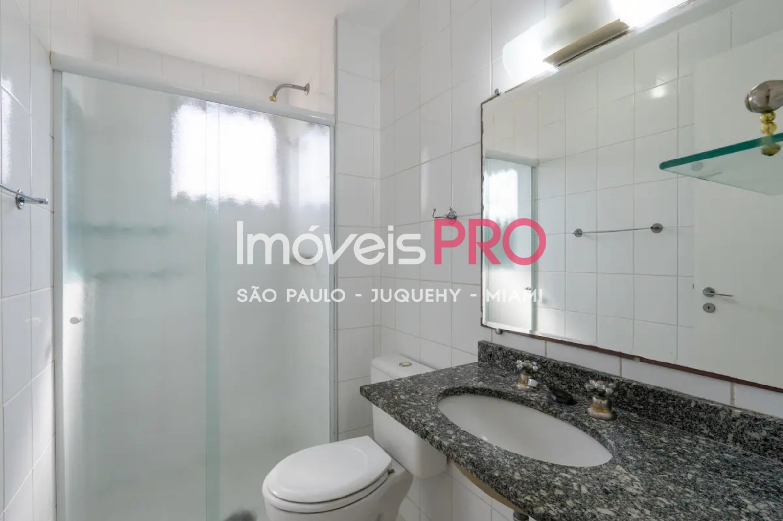 Foto :: https://assets.imoveispro.com.br/thumb/IP38735/apartamento-venda-bosque-da-saude_IP38735_29_1920x1080.jpg?