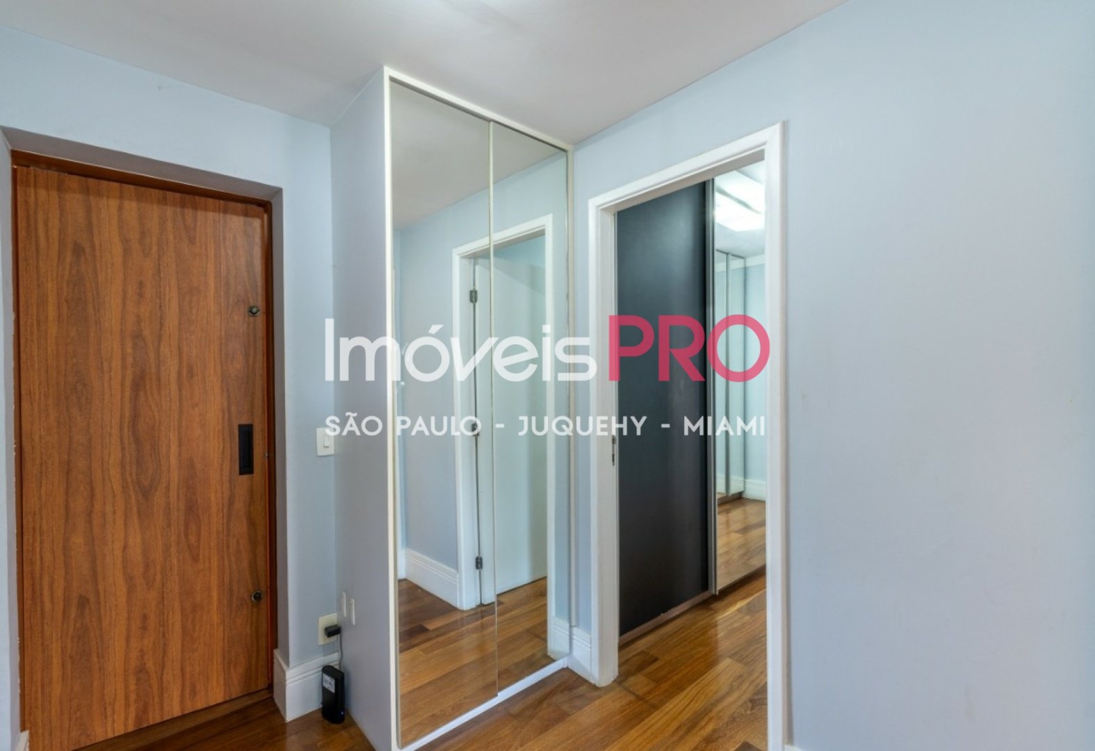 Foto :: https://assets.imoveispro.com.br/thumb/IP38743/apartamento-venda-campo-belo_IP38743_29_1920x1080.jpg?