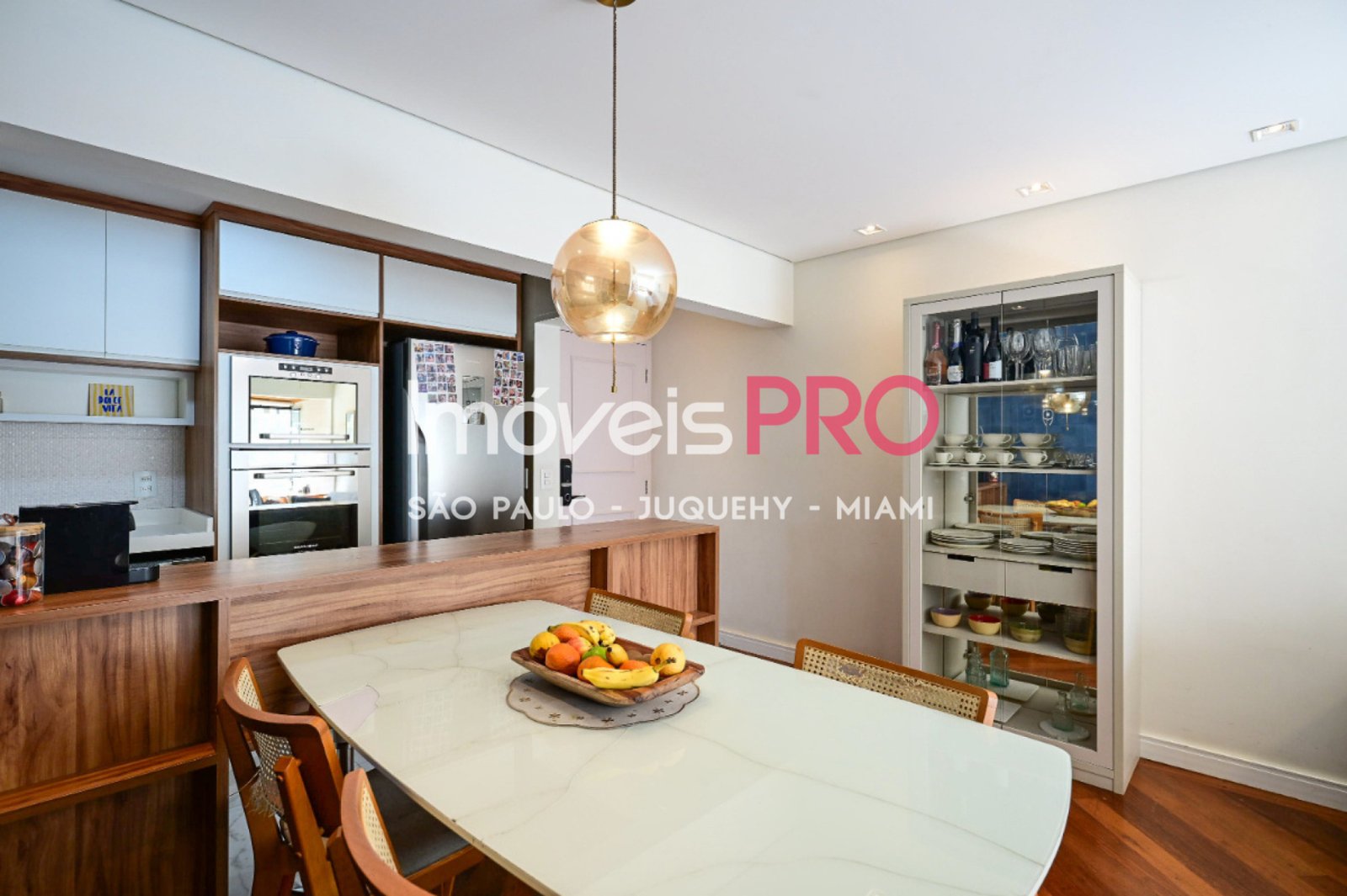 Foto :: https://assets.imoveispro.com.br/thumb/IP38744/apartamento-venda-moema-indios_IP38744_11_1920x1080.jpg?