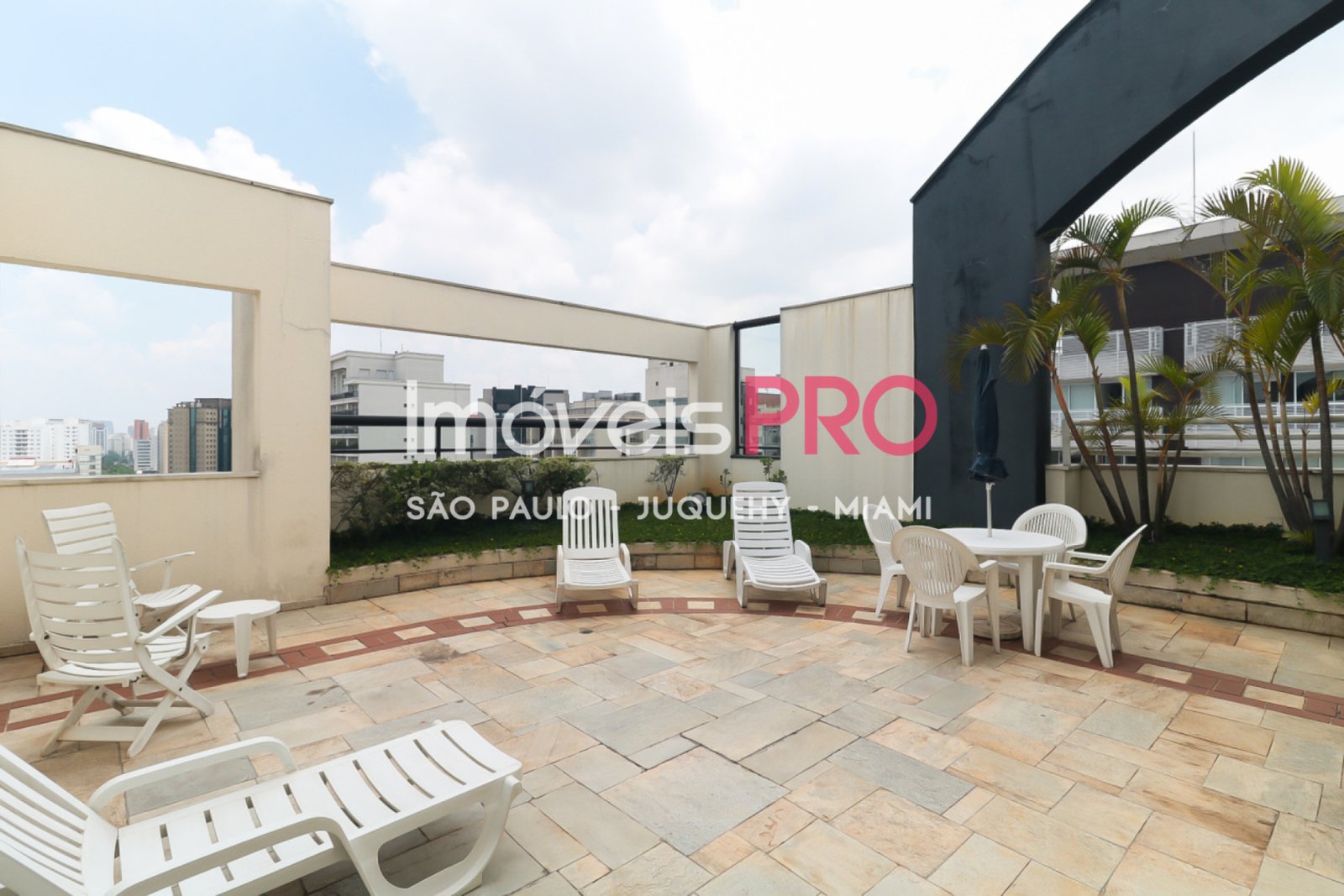 Foto :: https://assets.imoveispro.com.br/thumb/IP38744/apartamento-venda-moema-indios_IP38744_29_1920x1080.jpg?