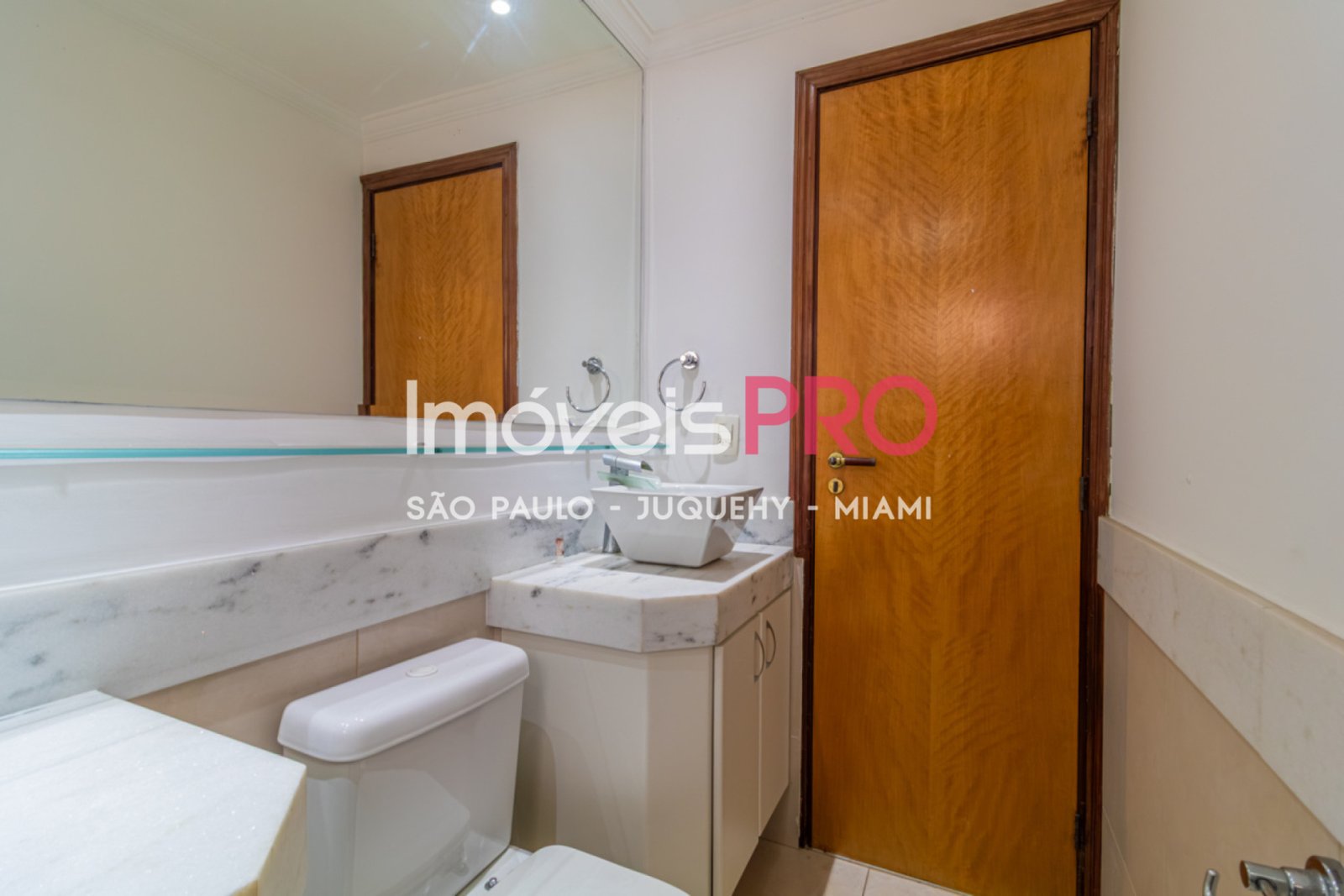 Foto :: https://assets.imoveispro.com.br/thumb/IP38761/apartamento-venda-moema-passaros_IP38761_17_1920x1080.jpg?