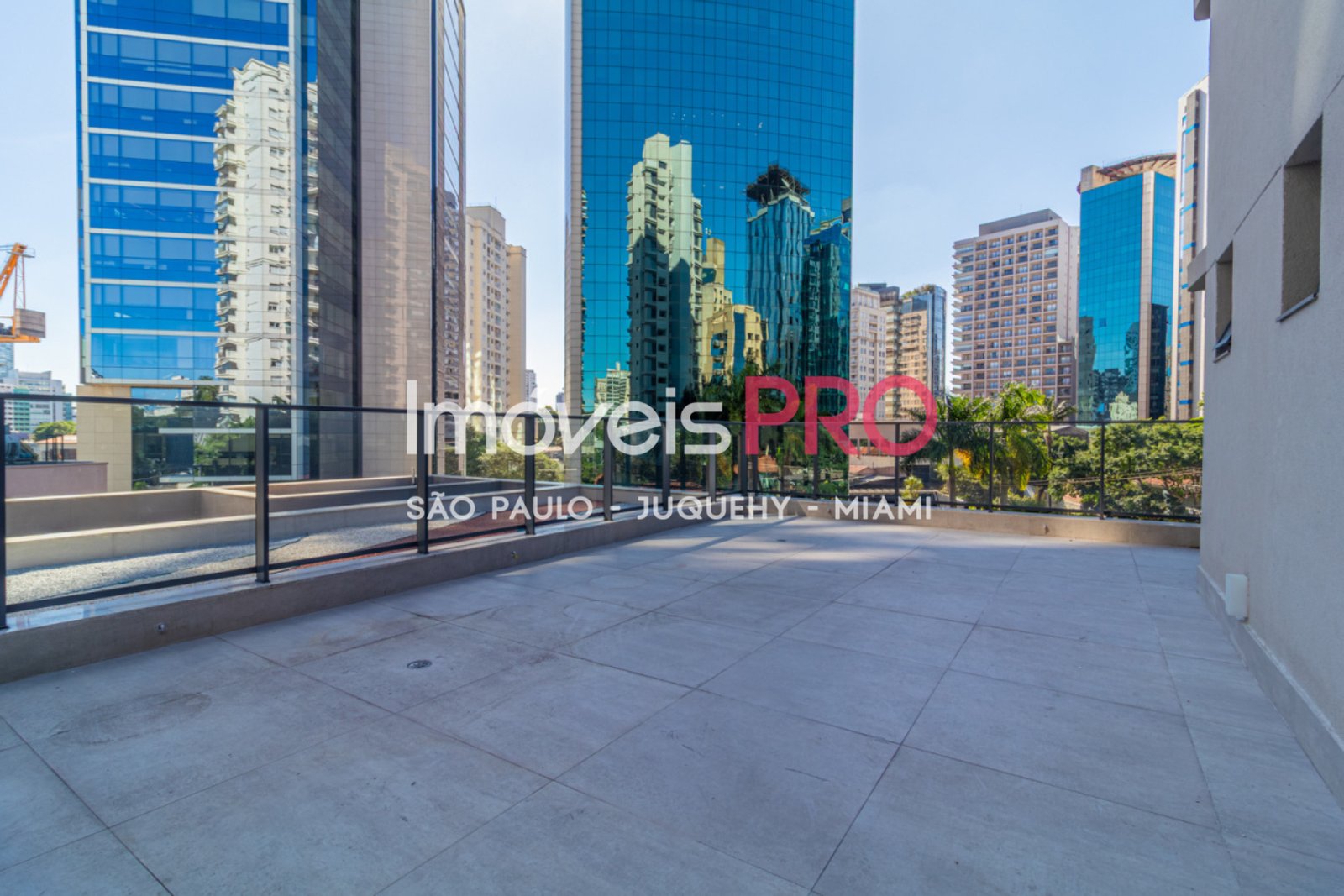Foto :: https://assets.imoveispro.com.br/thumb/IP38767/garden-venda-pinheiros_IP38767_11_1920x1080.jpg?