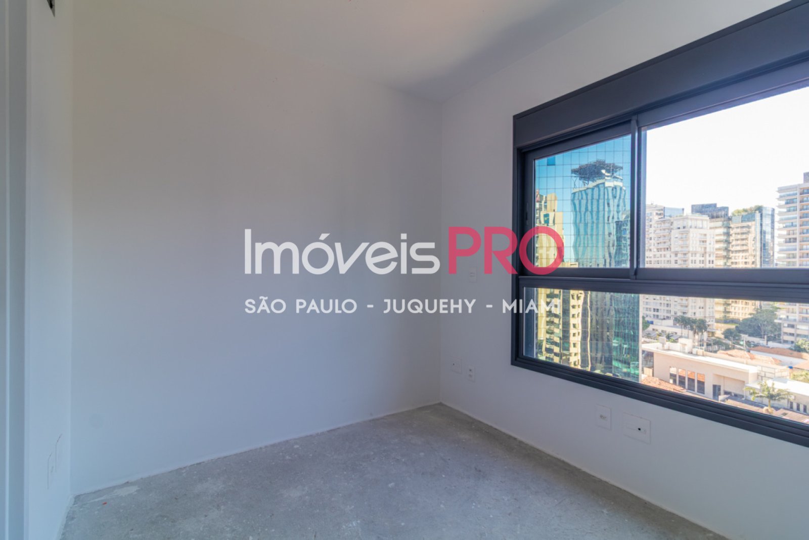 Foto :: IP38768