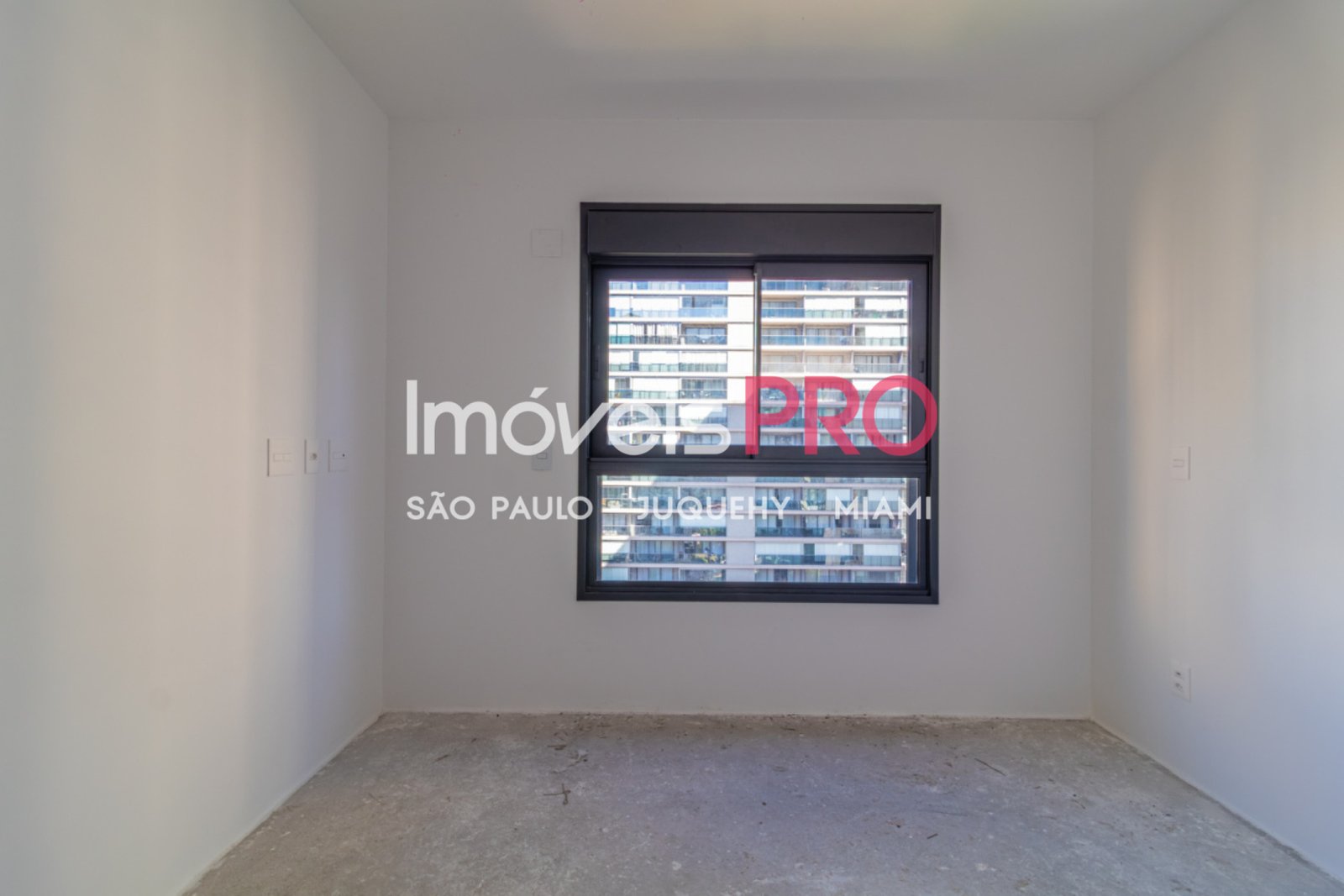 Foto :: https://assets.imoveispro.com.br/thumb/IP38768/apartamento-venda-pinheiros_IP38768_17_1920x1080.jpg?