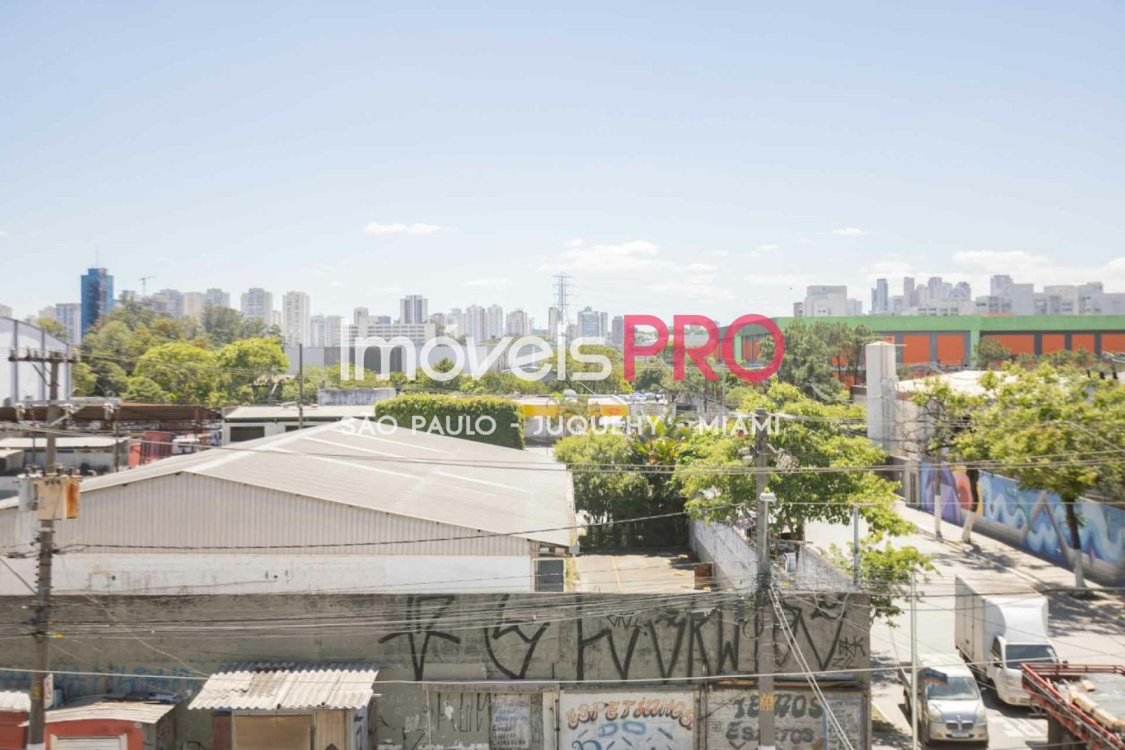 Foto :: IP38771