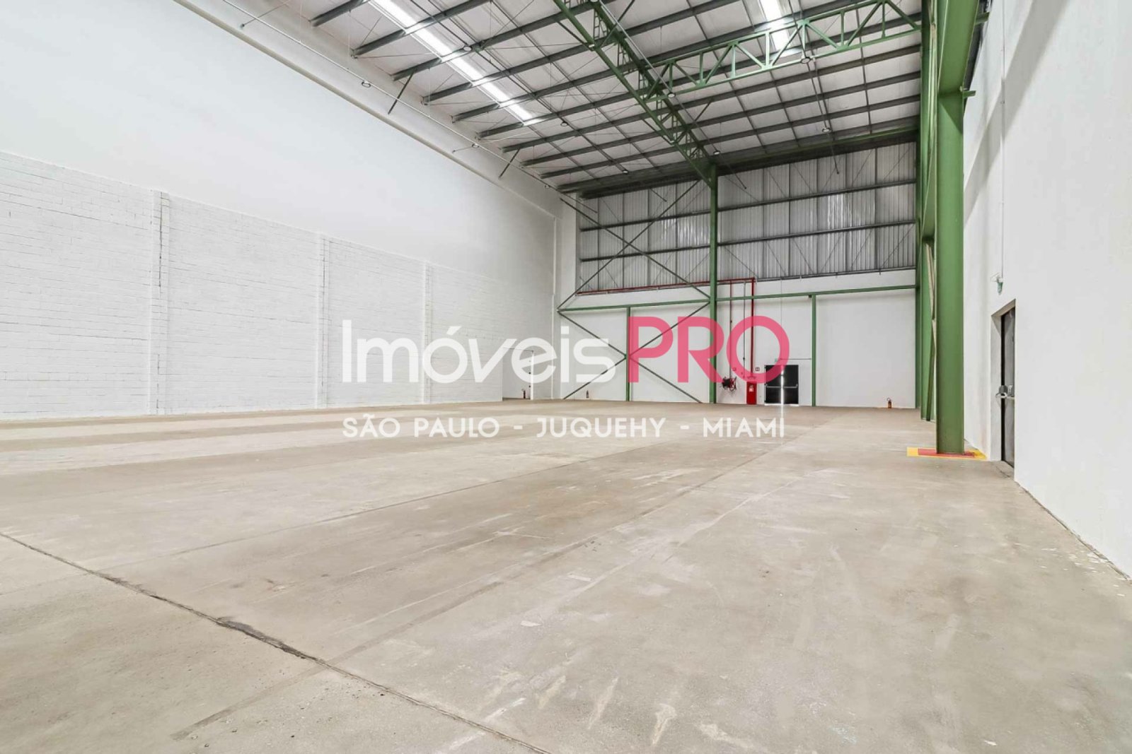 Foto :: https://assets.imoveispro.com.br/thumb/IP38771/galpao-aluguel-vila-ribeiro-de-barros_IP38771_65_1920x1080.jpg?
