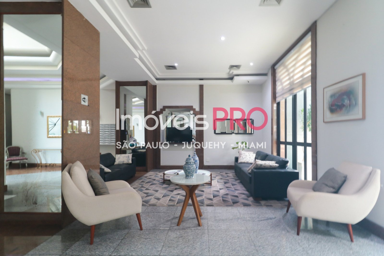 Foto :: IP38777